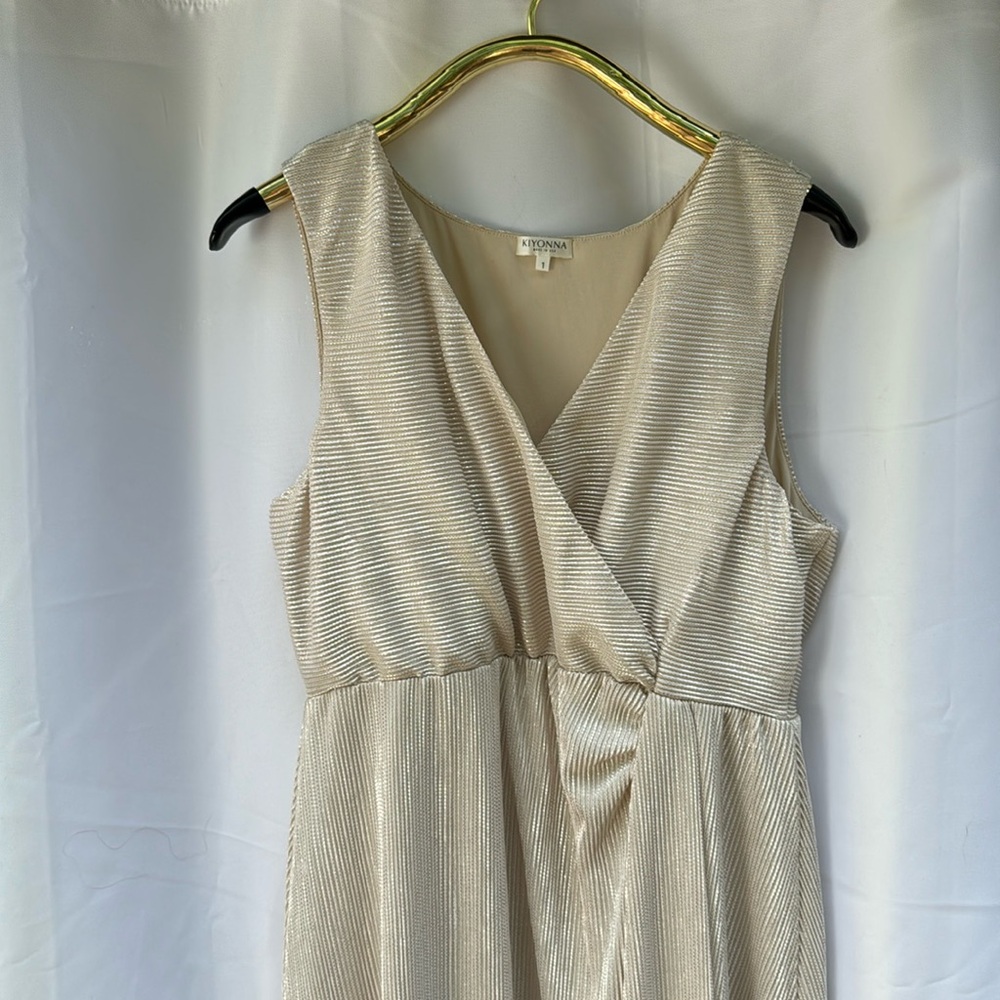 Kiyonna spotlight cinch dress - Picture 5 of 7